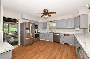 619 Phoenix St, Delavan, WI 53115 - Photo 7