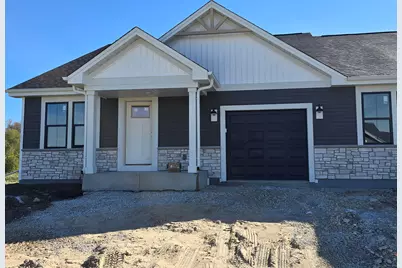 W219N16314  Jasmine Ct, Jackson, WI 53037 - Photo 1
