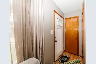 1332 S 94th St, West Allis, WI 53214 - Photo 27