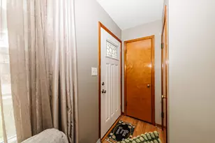 1332 S 94th St, West Allis, WI 53214 - Photo 27