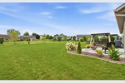627  Lambert Ct, Slinger, WI 53086 - Photo 43