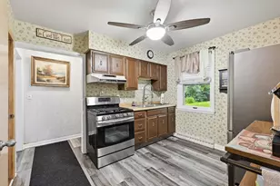 5725 E Peninsula Dr, Racine, WI 53185 - Photo 13