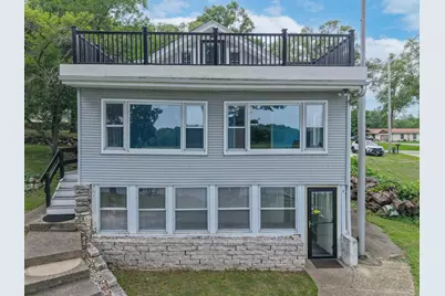 5725 E Peninsula Dr, Racine, WI 53185 - Photo 9