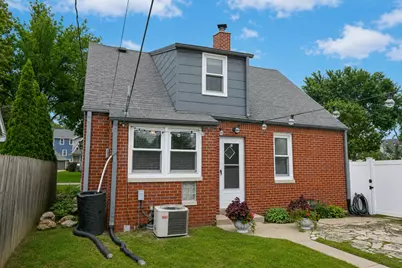 2603 N 66th St, Wauwatosa, WI 53213 - Photo 31