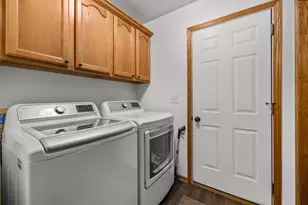 1133 Ellys Way, Slinger, WI 53086 - Photo 29