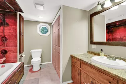 131  Kettle Moraine Dr, Slinger, WI 53086 - Photo 13