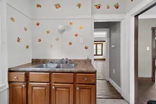 2639 N Hubbard St, Milwaukee, WI 53212 - Photo 9