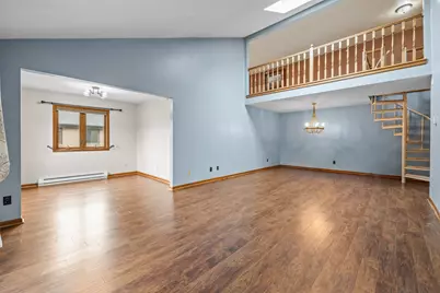 530 N Silverbrook Dr #327, West Bend, WI 53090 - Photo 9