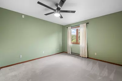 530 N Silverbrook Dr #327, West Bend, WI 53090 - Photo 25