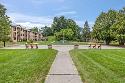 530 N Silverbrook Dr #327, West Bend, WI 53090 - Photo 5