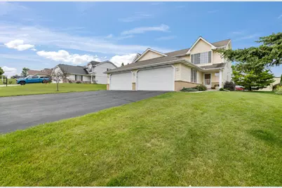 1135  Ellys Way, Slinger, WI 53086 - Photo 3