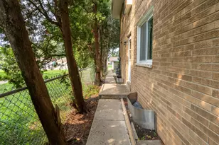 7712 W Morgan Ave, Milwaukee, WI 53220 - Photo 29