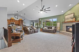 8422 94th Ct, Pleasant Prairie, WI 53158 - Photo 7