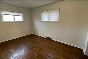 8718 W Hampton Ave, Milwaukee, WI 53225 - Photo 7