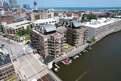 102 N Water St #308, Milwaukee, WI 53202 - Photo 41
