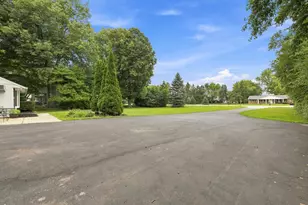 5225 W County Line Rd, Brown Deer, WI 53223 - Photo 19