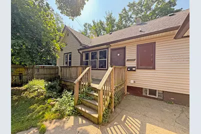1533  Winslow St #1535, Racine, WI 53404 - Photo 5