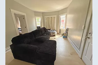 1533  Winslow St #1535, Racine, WI 53404 - Photo 7