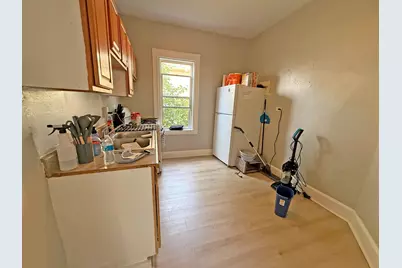 1533  Winslow St #1535, Racine, WI 53404 - Photo 9