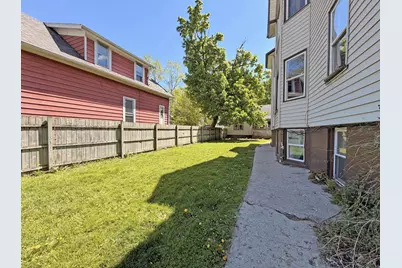 1533  Winslow St #1535, Racine, WI 53404 - Photo 3