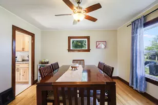 1606 Madison St, Manitowoc, WI 54220 - Photo 7