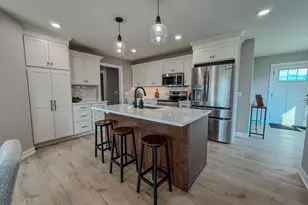 706 Johnson St, Watertown, WI 53094 - Photo 19