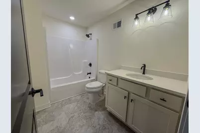 706  Johnson St, Watertown, WI 53094 - Photo 27