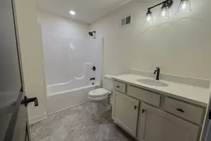 706 Johnson St, Watertown, WI 53094 - Photo 27