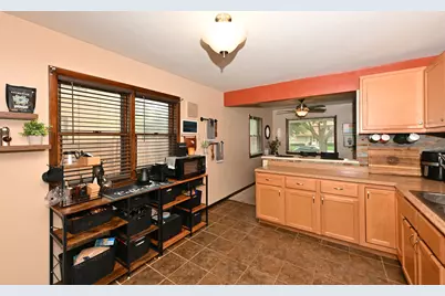 7308 W Congress St, Milwaukee, WI 53218 - Photo 9