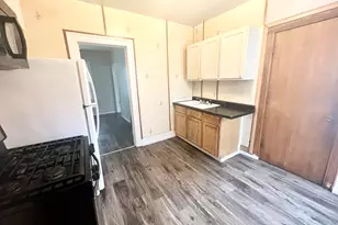 1506 68th St, Kenosha, WI 53143 - Photo 5