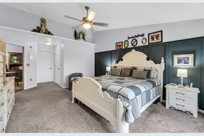 6631  Spring Hill Dr #67, Racine, WI 53406 - Photo 11
