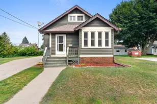 1133 S 20th St, Manitowoc, WI 54220 - Photo 1