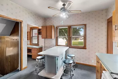 1133 S 20th St, Manitowoc, WI 54220 - Photo 15