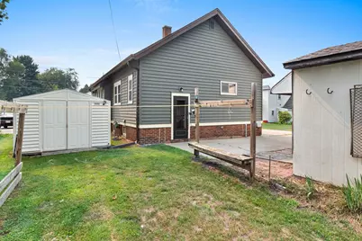 1133 S 20th St, Manitowoc, WI 54220 - Photo 41