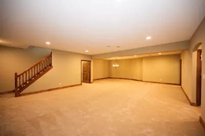 1512 W County Line Rd, Mequon, WI 53092 - Photo 43