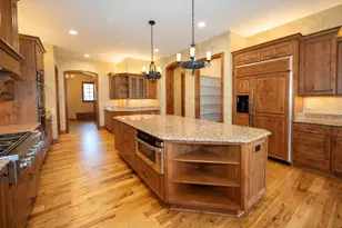 1512 W County Line Rd, Mequon, WI 53092 - Photo 19