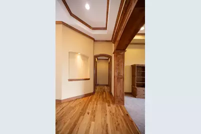 1512 W County Line Rd, Mequon, WI 53092 - Photo 25