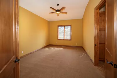 1512 W County Line Rd, Mequon, WI 53092 - Photo 35