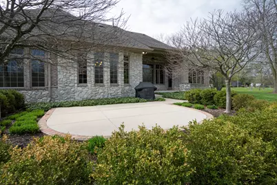 1512 W County Line Rd, Mequon, WI 53092 - Photo 51
