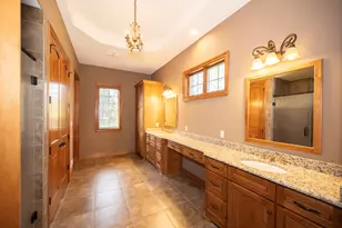 1512 W County Line Rd, Mequon, WI 53092 - Photo 31