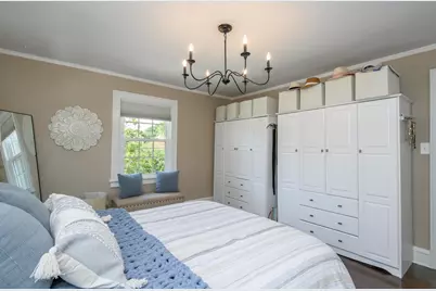 1614 E Kenmore Pl, Shorewood, WI 53211 - Photo 17