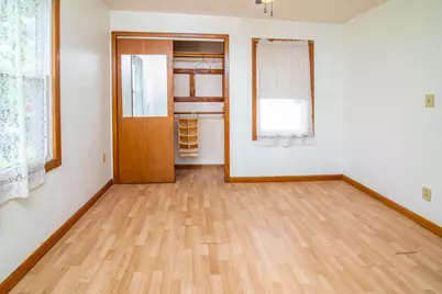 716  Glacier Rd, Pewaukee, WI 53072 - Photo 17