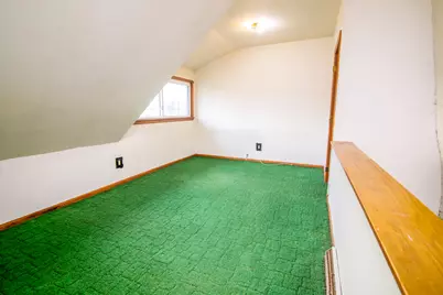 716  Glacier Rd, Pewaukee, WI 53072 - Photo 21