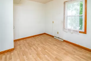 716 Glacier Rd, Pewaukee, WI 53072 - Photo 15