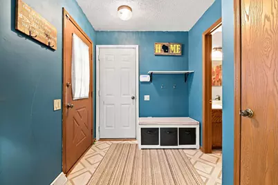 8141 S 88th St, Franklin, WI 53132 - Photo 7