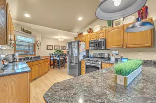 3526 N 48th Pl, Sheboygan, WI 53083 - Photo 7