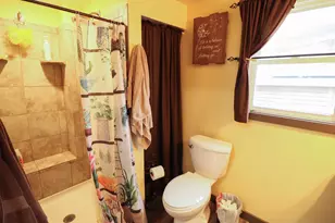 733 Caledonia St, La Crosse, WI 54603 - Photo 11