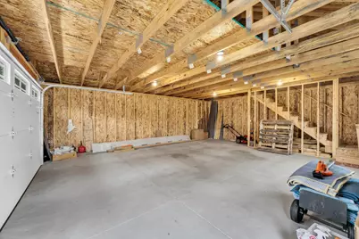 2710  6 Mile Rd, Racine, WI 53402 - Photo 37