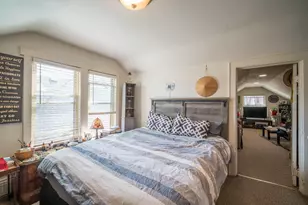 2172 S 84th St, West Allis, WI 53227 - Photo 13