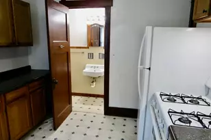 2172 S 84th St, West Allis, WI 53227 - Photo 19